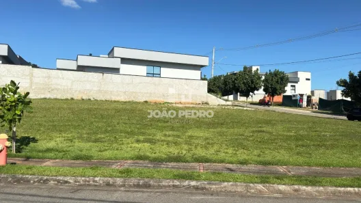 Lote/Terreno à venda, 488m² no Condomínio Quinta das Palmeiras, Taubaté