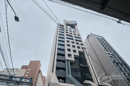 Sala Comercial para alugar, 86m² no Centro, Curitiba