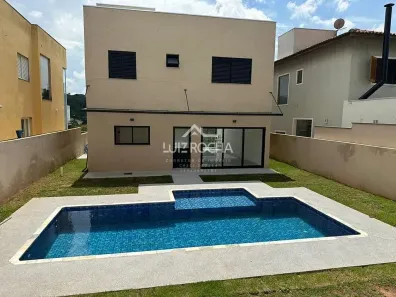 Casa de Condomínio com 3 Quartos à venda, 227m² no Jardim Caiapiá, Cotia