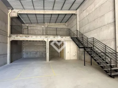 Galpão/Depósito/Armazém com 1 Quarto para alugar, 216m² no Nossa Senhora do Rosário, Santa Maria
