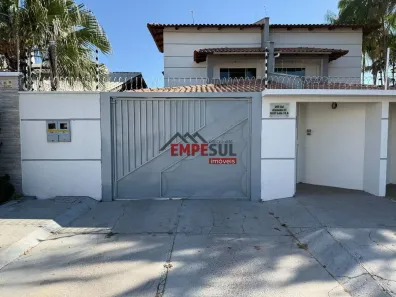 Casa com 3 Quartos para alugar, 174m² no Plano Diretor Sul, Palmas