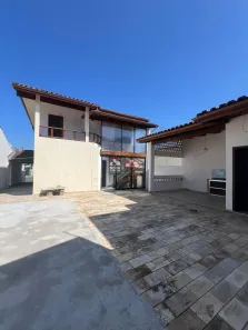 Sobrado com 3 Quartos para alugar, 156m² no Jardim Primavera, Caraguatatuba