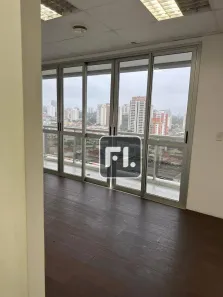 Sala Comercial para alugar, 126m² no Vila São Francisco (Zona Sul), São Paulo