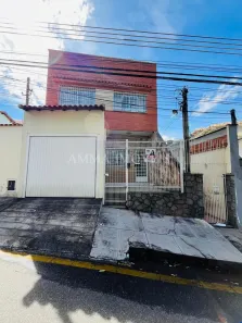 Casa com 3 Quartos para alugar, 110m² no São João, Volta Redonda