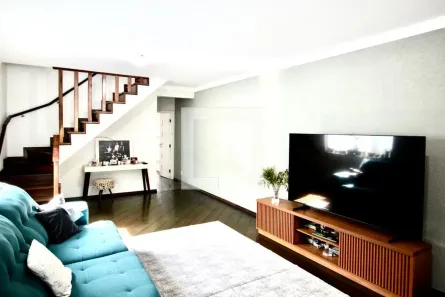 Casa com 3 Quartos à venda, 302m² no Jardim Matarazzo, São Paulo