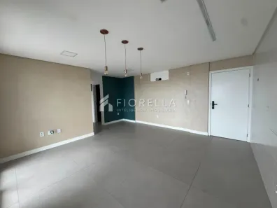 Apartamento com 2 Quartos à venda, 79m² no Barreiros, São José