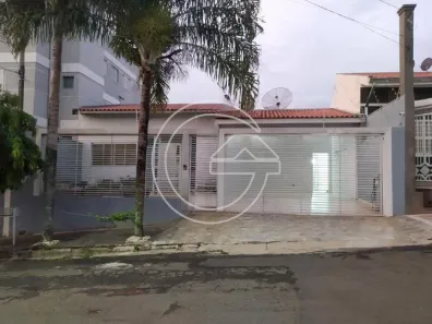 Casa com 3 Quartos à venda, 10m² no Centro, Marília