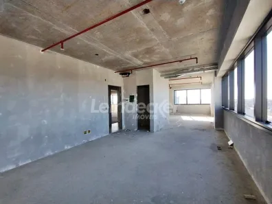 Sala Comercial para alugar, 31m² no Floresta, Porto Alegre