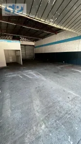 Galpão/Depósito/Armazém à venda, 250m² no Vila Flórida, Guarulhos