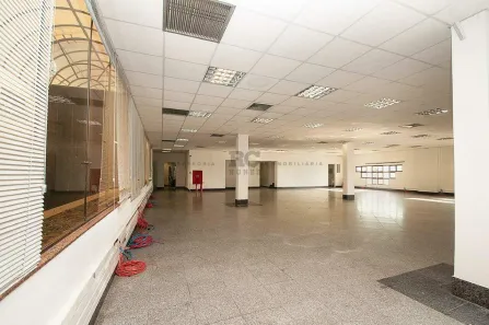 Sala Comercial para alugar, 570m² no Estoril, Belo Horizonte