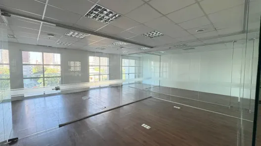 Sala Comercial para alugar, 155m² no Vila São Francisco (Zona Sul), São Paulo