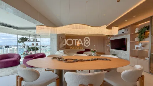 Apartamento com 3 Quartos para alugar, 155m² no Água Verde, Curitiba