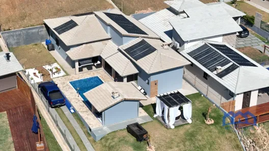 Fazenda/Sítio com 3 Quartos à venda, 1000m² no Moreiras, Mairinque