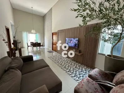 Casa de Condomínio com 3 Quartos à venda, 350m² no Lagoinha, Uberlândia