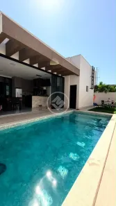 Casa de Condomínio com 3 Quartos à venda, 233m² no Laranjeiras, Uberlândia
