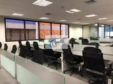 Sala Comercial para alugar, 270m² no Vila Olímpia, São Paulo