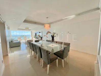 Apartamento com 3 Quartos para alugar, 234m² no Centro, Balneário Camboriú