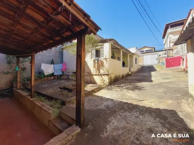 Casa com 3 Quartos à venda, 200m² no Riacho das Pedras, Contagem