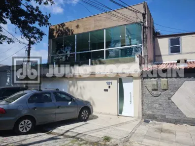 Casa de Condomínio com 6 Quartos à venda, 245m² no Taquara, Rio de Janeiro