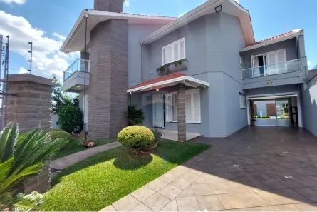 Casa com 4 Quartos para alugar, 240m² no Petrópolis, Passo Fundo