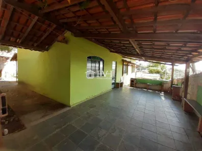 Casa com 3 Quartos à venda, 150m² no Jardim dos Comerciários (Venda Nova), Belo Horizonte