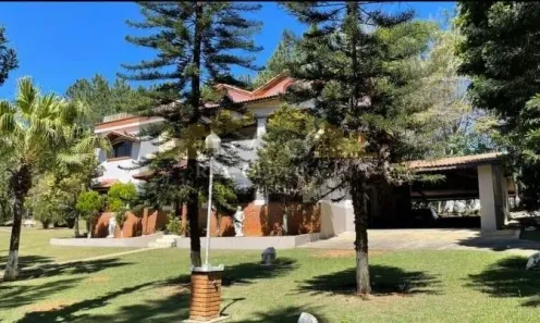 Fazenda/Sítio com 7 Quartos à venda, 1100m² no Veraneio Irajá, Jacareí