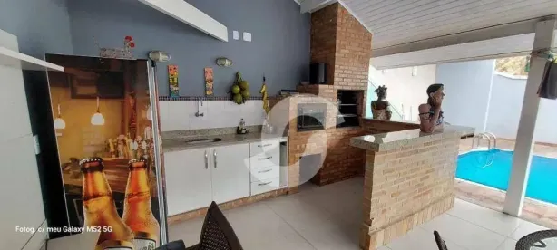 Casa de Condomínio com 4 Quartos à venda, 400m² no Maria Paula, Niterói