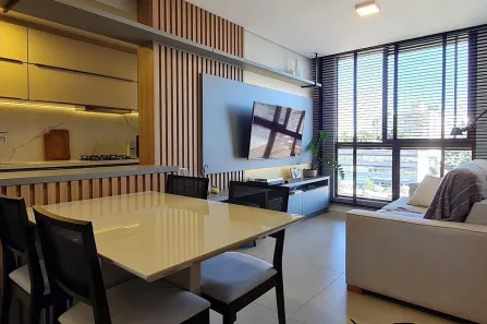 Apartamento com 2 Quartos à venda, 65m² no Balneário, Florianópolis