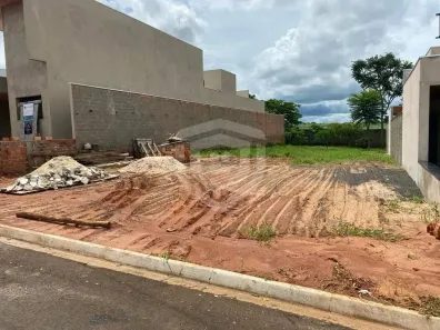 Lote/Terreno à venda, 450m² no Centro, Piratininga