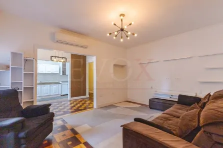 Apartamento com 3 Quartos para alugar, 110m² no Petrópolis, Porto Alegre