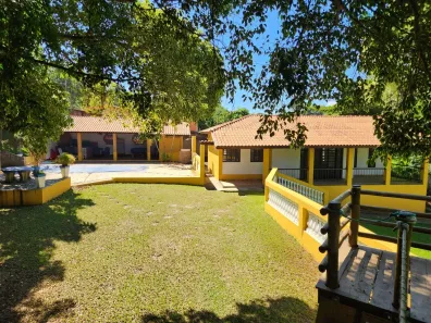 Casa com 3 Quartos à venda, 318m² no Estância Lago Azul (Ártemis), Piracicaba