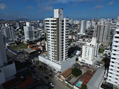 Apartamento com 2 Quartos à venda, 84m² no Vila Operária, Itajaí
