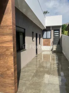 Casa com 2 Quartos à venda, 81m² no Olaria, Canoas