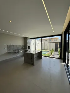 Sobrado com 3 Quartos à venda, 160m² no Parque Amazônia, Goiânia