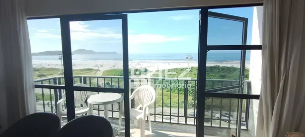 Apartamento com 3 Quartos para alugar, 140m² no Vila Nova, Cabo Frio