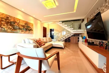 Casa com 3 Quartos à venda, 250m² no Aeroporto, Juiz de Fora