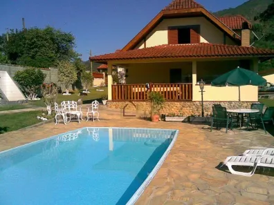 Fazenda/Sítio com 4 Quartos à venda, 500m² no Alto do Piracuama, Pindamonhangaba