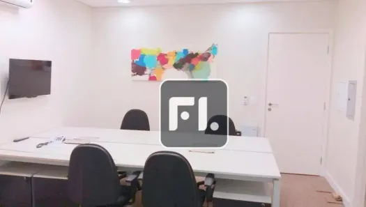 Sala Comercial à venda, 200m² no Vila Olímpia, São Paulo