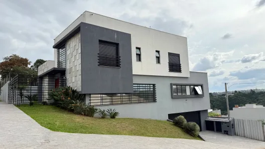 Casa com 3 Quartos à venda, 403m² no Estrela, Ponta Grossa