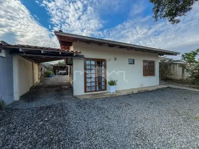 Casa com 4 Quartos à venda, 120m² no Boehmerwald, Joinville