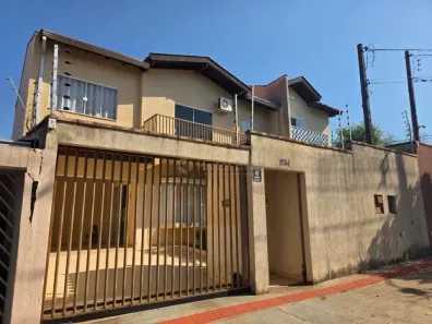 Casa com 3 Quartos à venda, 139m² no Jardim Portal dos Pioneiros, Londrina