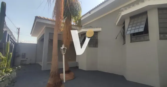 Casa com 5 Quartos à venda, 328m² no Parque Residencial Funada, Presidente Prudente
