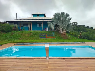Casa de Condomínio com 4 Quartos à venda, 160m² no , Mateus Leme