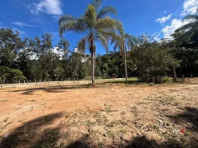 Lote/Terreno à venda, 540m² no Carangola, Petrópolis