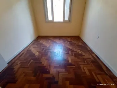 Apartamento com 3 Quartos para alugar, 80m² no Menino Deus, Porto Alegre