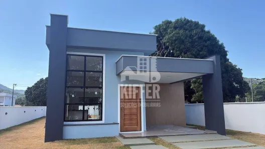 Casa de Condomínio com 3 Quartos à venda, 130m² no Espraiado (Ponta Negra), Maricá