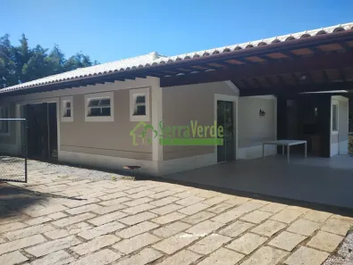 Casa com 4 Quartos à venda, 250m² no Pedro do Rio, Petrópolis
