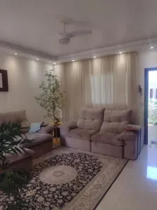 Casa com 3 Quartos à venda, 200m² no Jardim Patrícia, Uberlândia