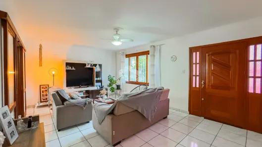 Casa com 4 Quartos à venda, 230m² no Partenon, Porto Alegre