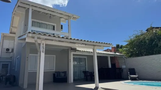 Casa com 4 Quartos à venda, 215m² no Campeche, Florianópolis
